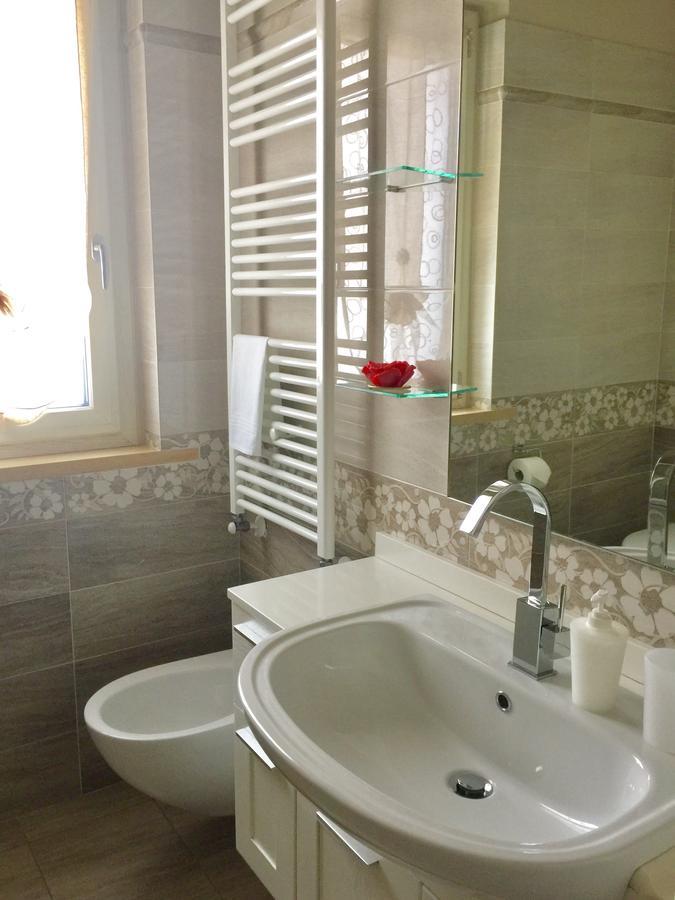 Bba2Passi Bed and Breakfast Marina di Massa Exterior foto