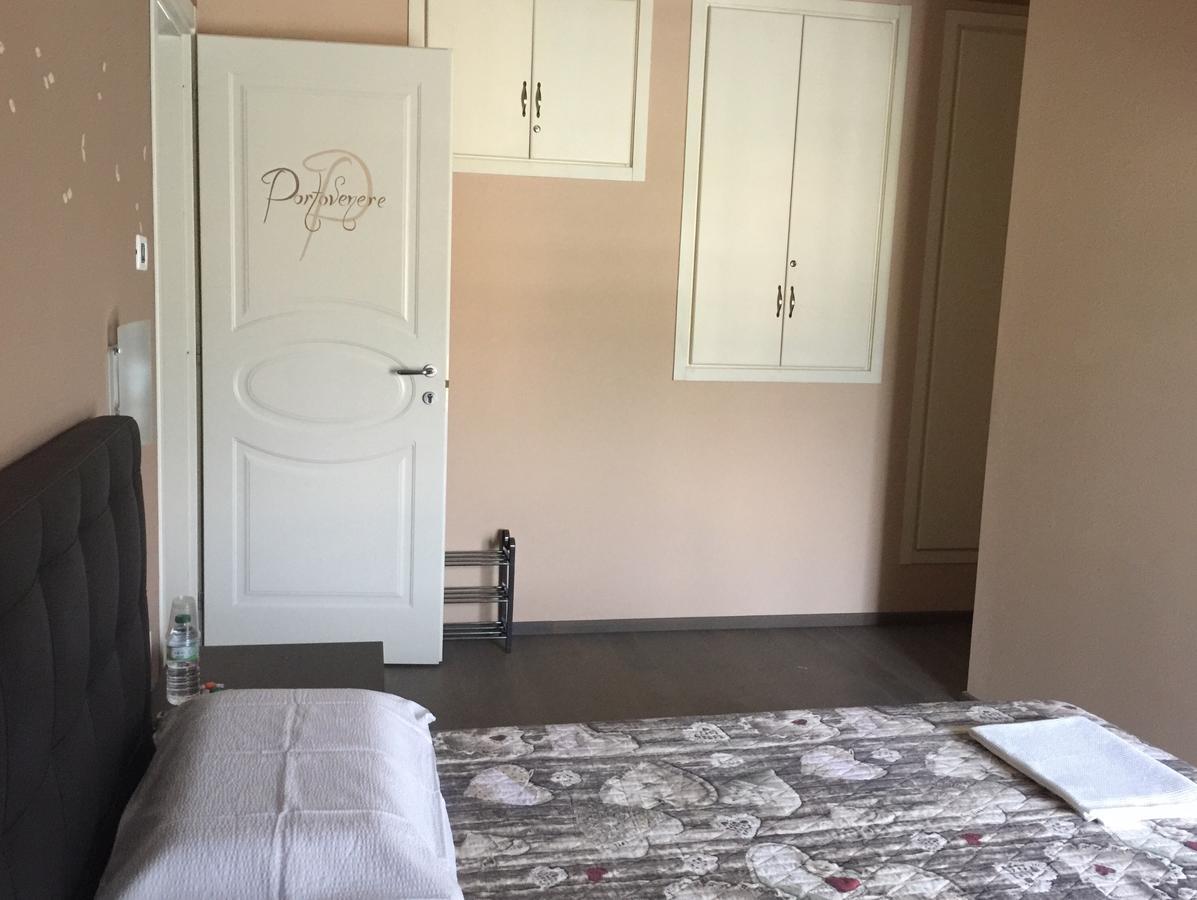 Bba2Passi Bed and Breakfast Marina di Massa Exterior foto