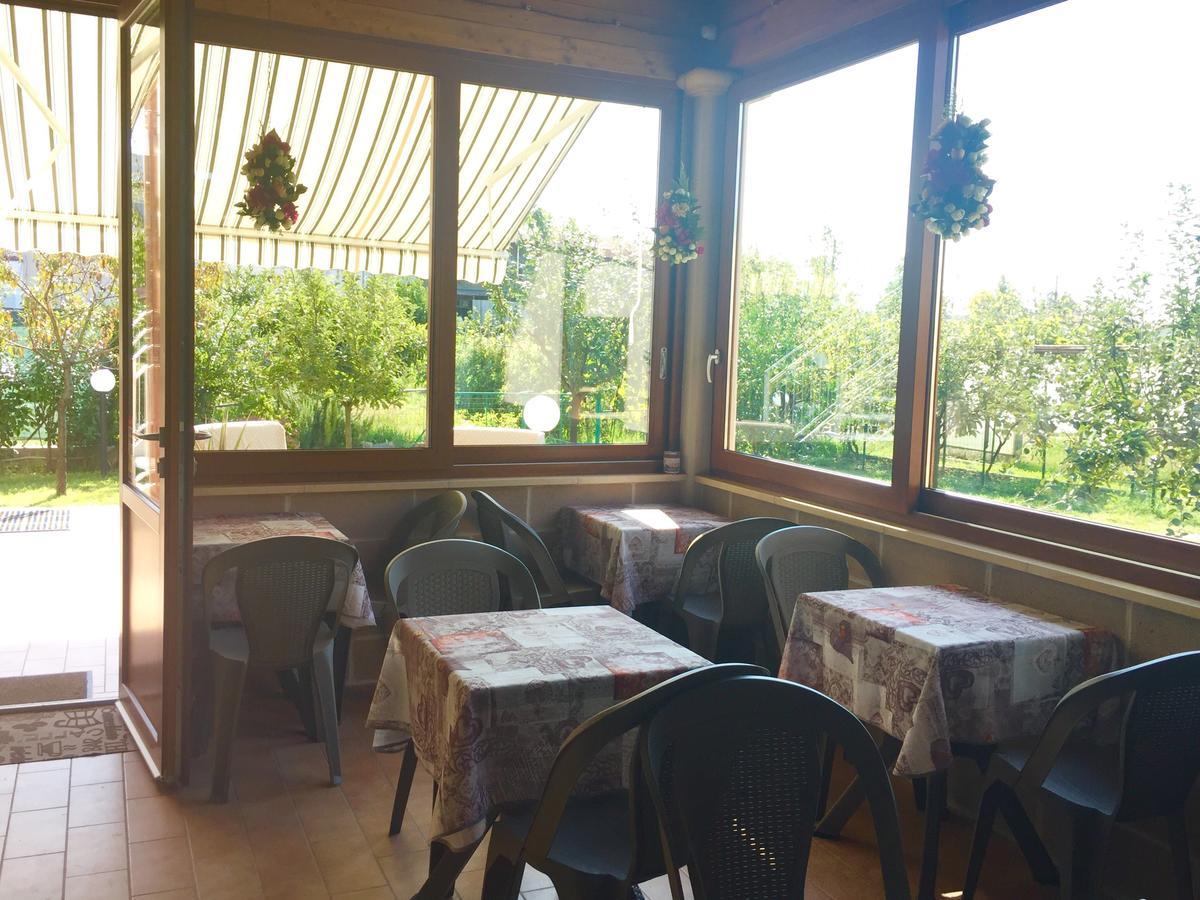 Bba2Passi Bed and Breakfast Marina di Massa Exterior foto